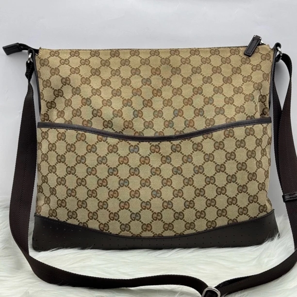 95新 GUCCI/古驰 尔忧中古 古驰斜挎包3302