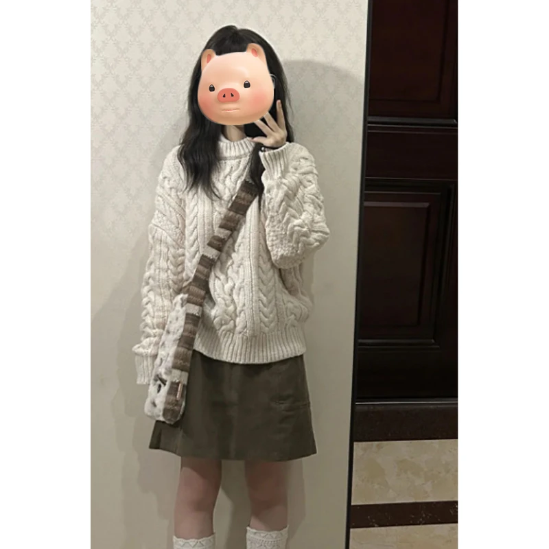 韩系早秋氛围感穿搭圆领套头麻花毛衣女秋冬宽松慵懒风针织衫上衣