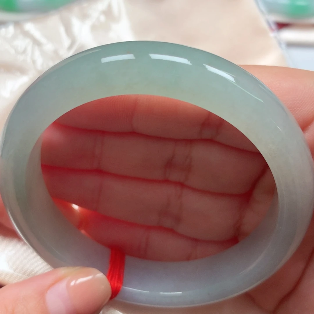 翡翠未镶嵌手镯47冰晴绿 冰透完美