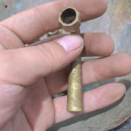 无***虑闪电购铜摆件工艺品