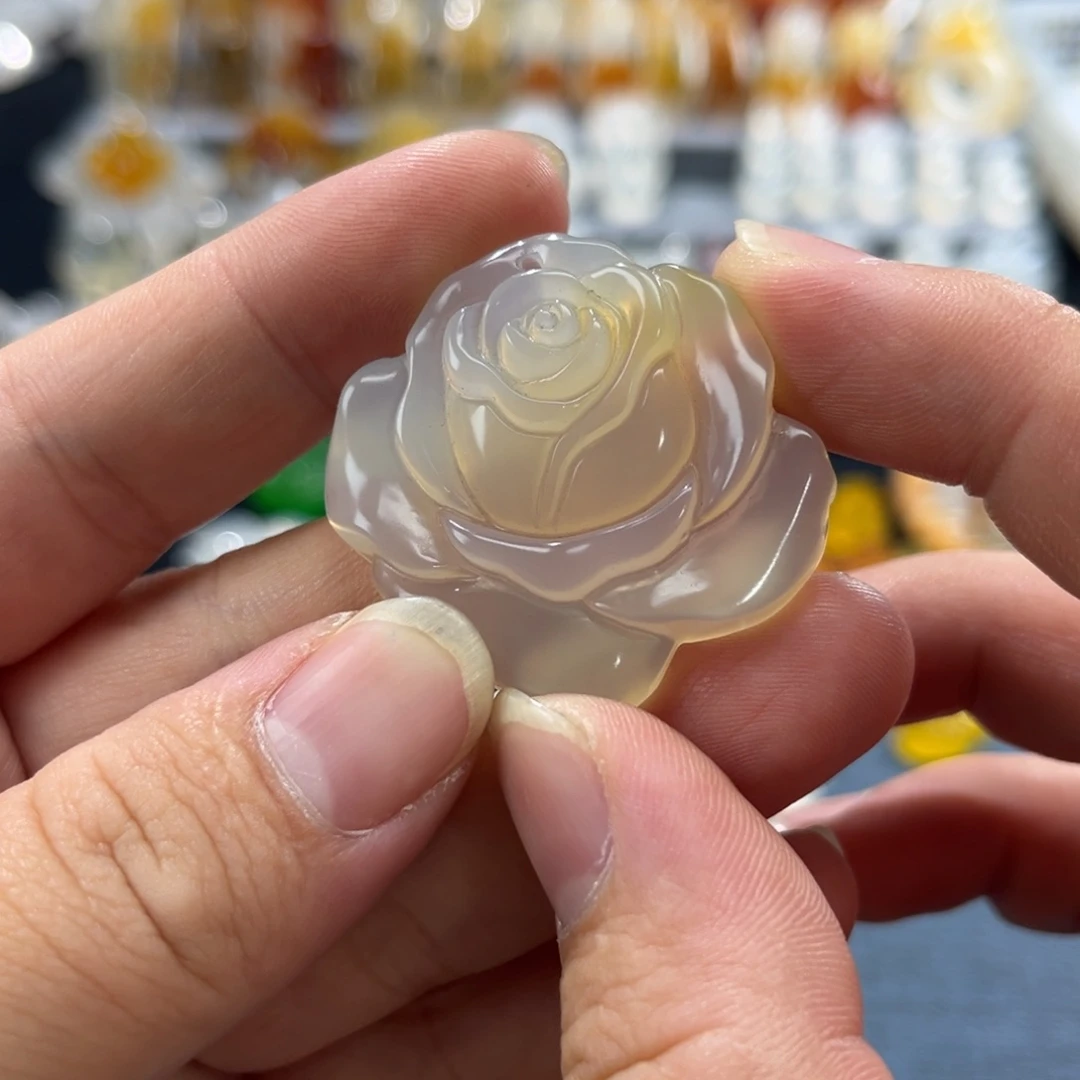 玛瑙/玉髓未镶嵌颈饰