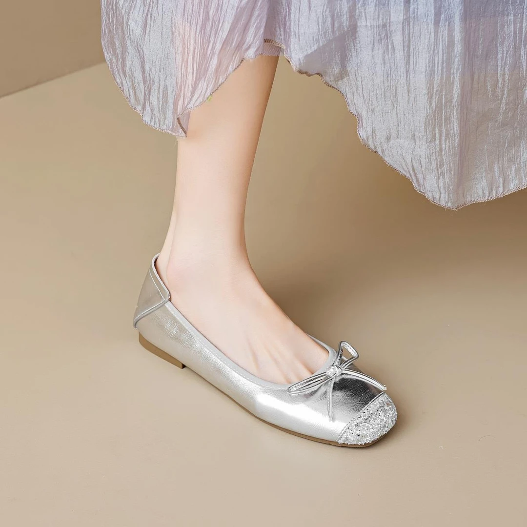 法式平底芭蕾单鞋女夏季2025新款软底一脚蹬蛋卷鞋大码女鞋41一43