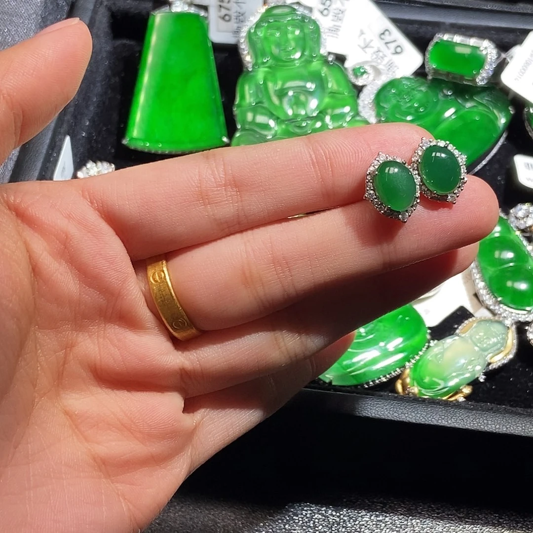 翡翠未镶嵌吊坠(不含链)
