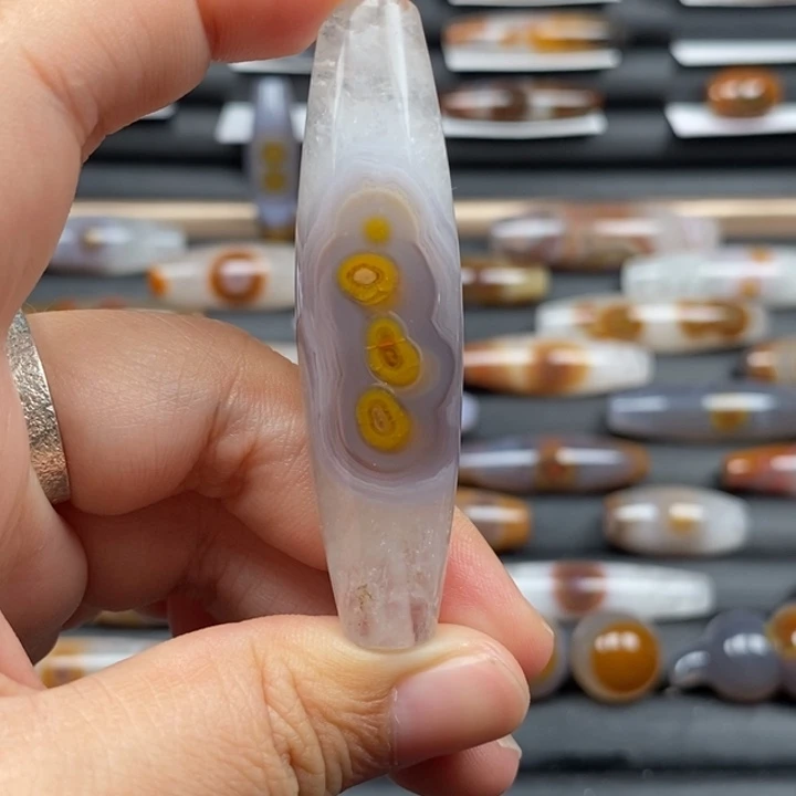 玛瑙/玉髓未镶嵌颈饰