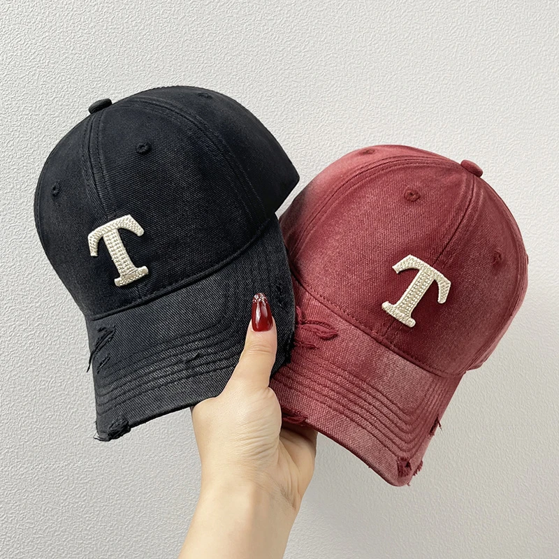 立体字母刺绣美式破洞做旧鸭舌帽显脸小宽帽檐加深软顶刺绣