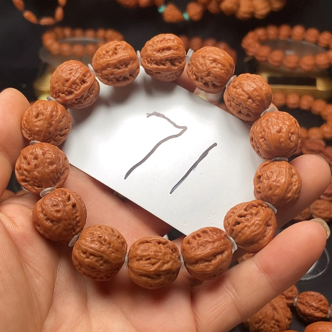 文玩核桃吊坠约**a八棱19