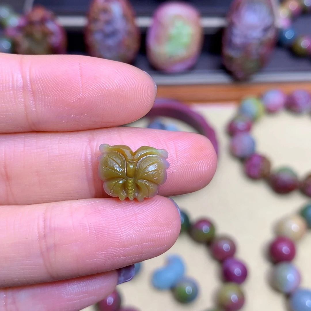 玛瑙挂件未镶嵌盐源