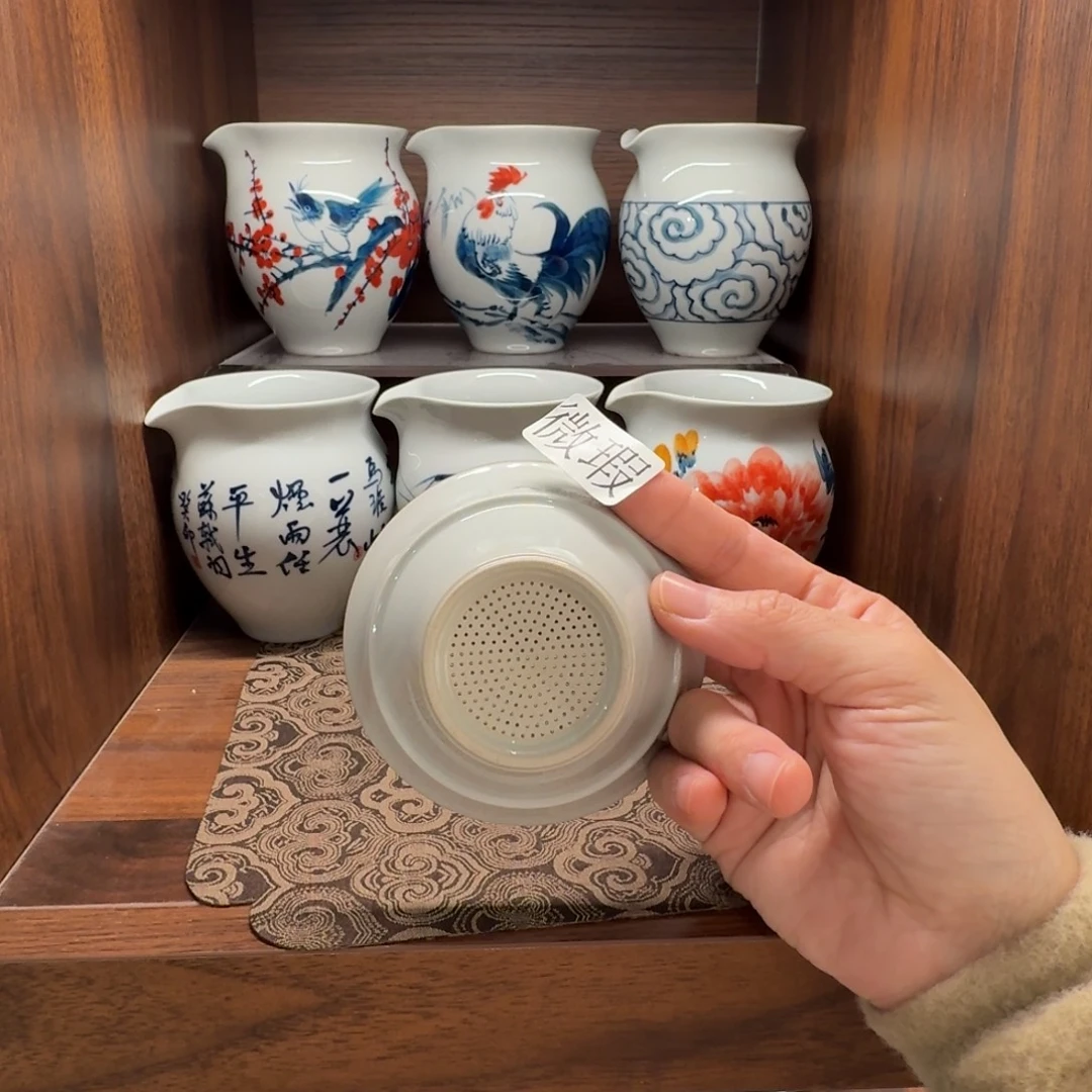 釉下手绘茶具微瑕