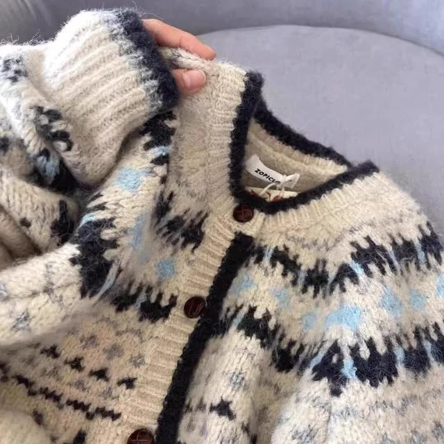 高级感复古提花圆领针织开衫女春秋加厚单排扣宽松费尔岛毛衣外套