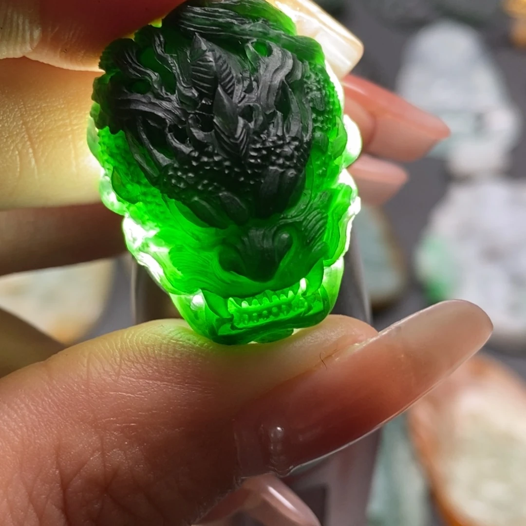 定制翡翠未镶嵌龙头T