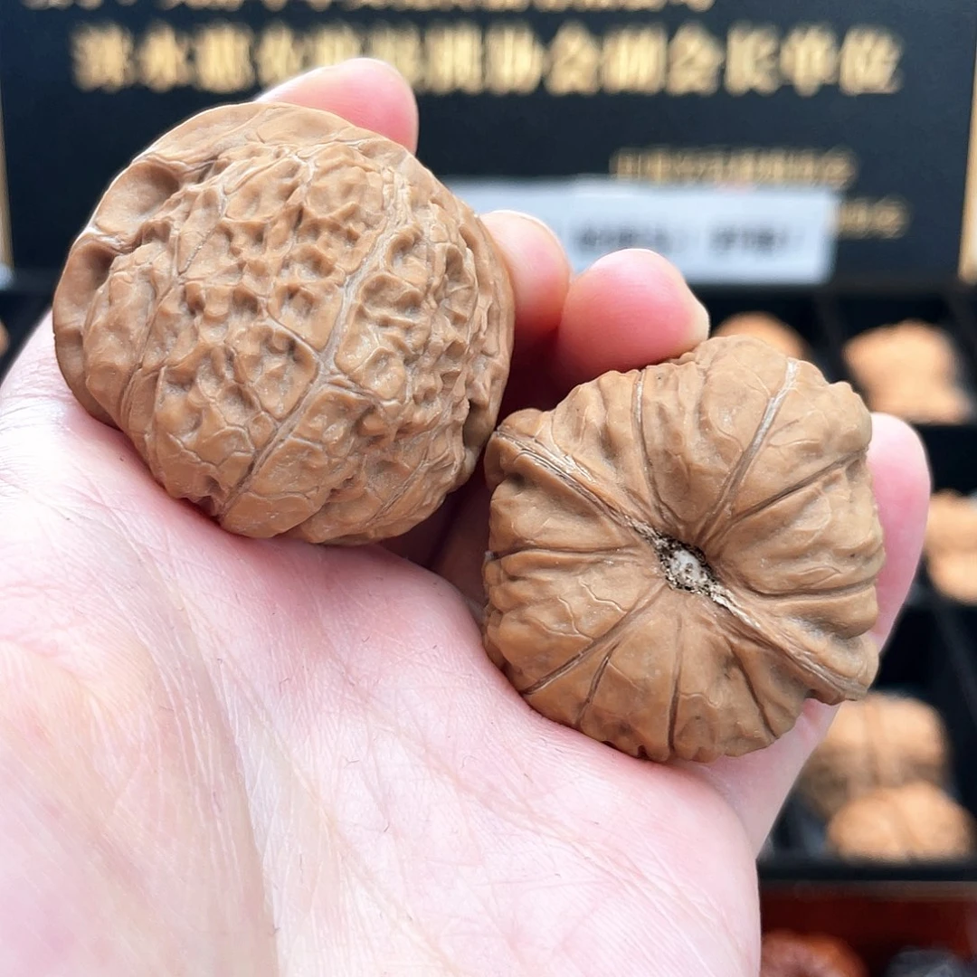 把件文玩核桃开播福利对骨折价一口价不退换全品3910