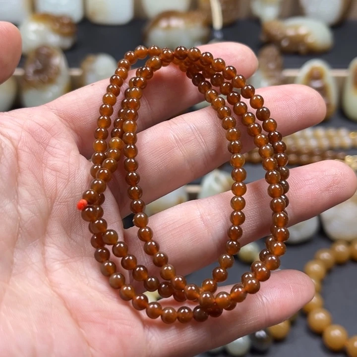 和田玉（糖玉）未镶嵌颈饰