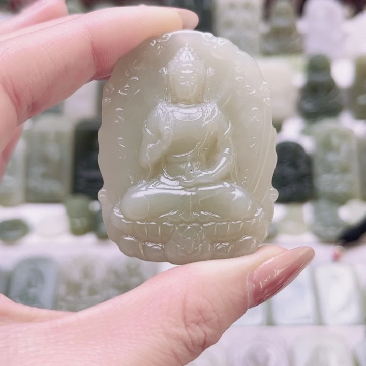 和田玉未镶嵌颈饰