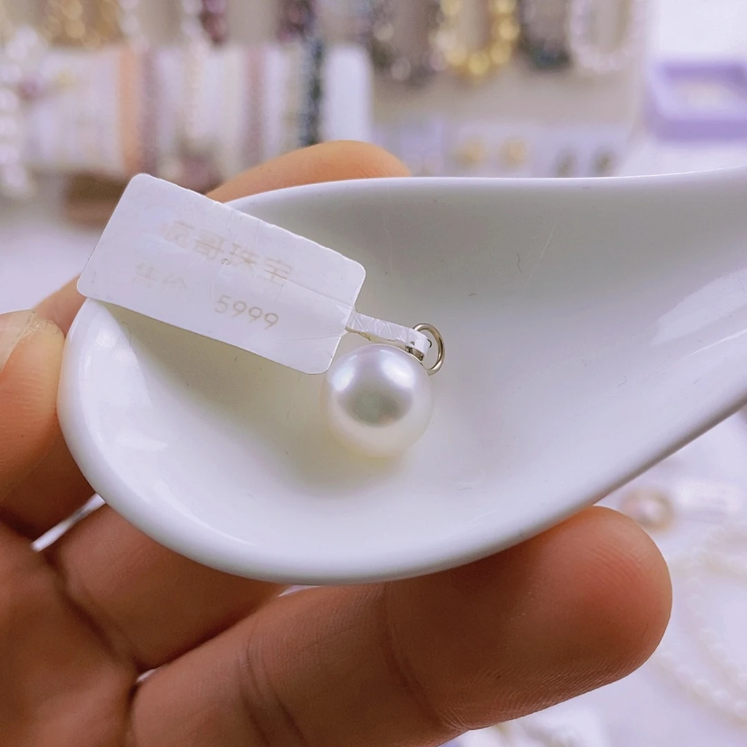 海水珍珠颈饰18K金镶嵌