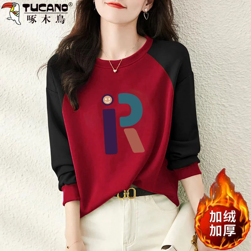 啄木鸟2025蛇年红色新款秋冬季保暖印花卫衣时尚设计感圆领上衣女