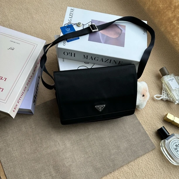 95新 Prada/普拉达 上海自播/普拉达单肩包
