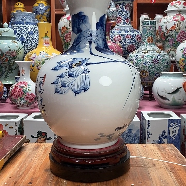 德***宽景德镇陶瓷手工手绘花瓶摆件