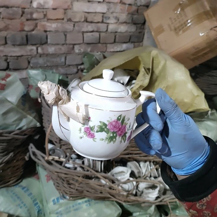 摆件陶瓷盘子碗啥都有