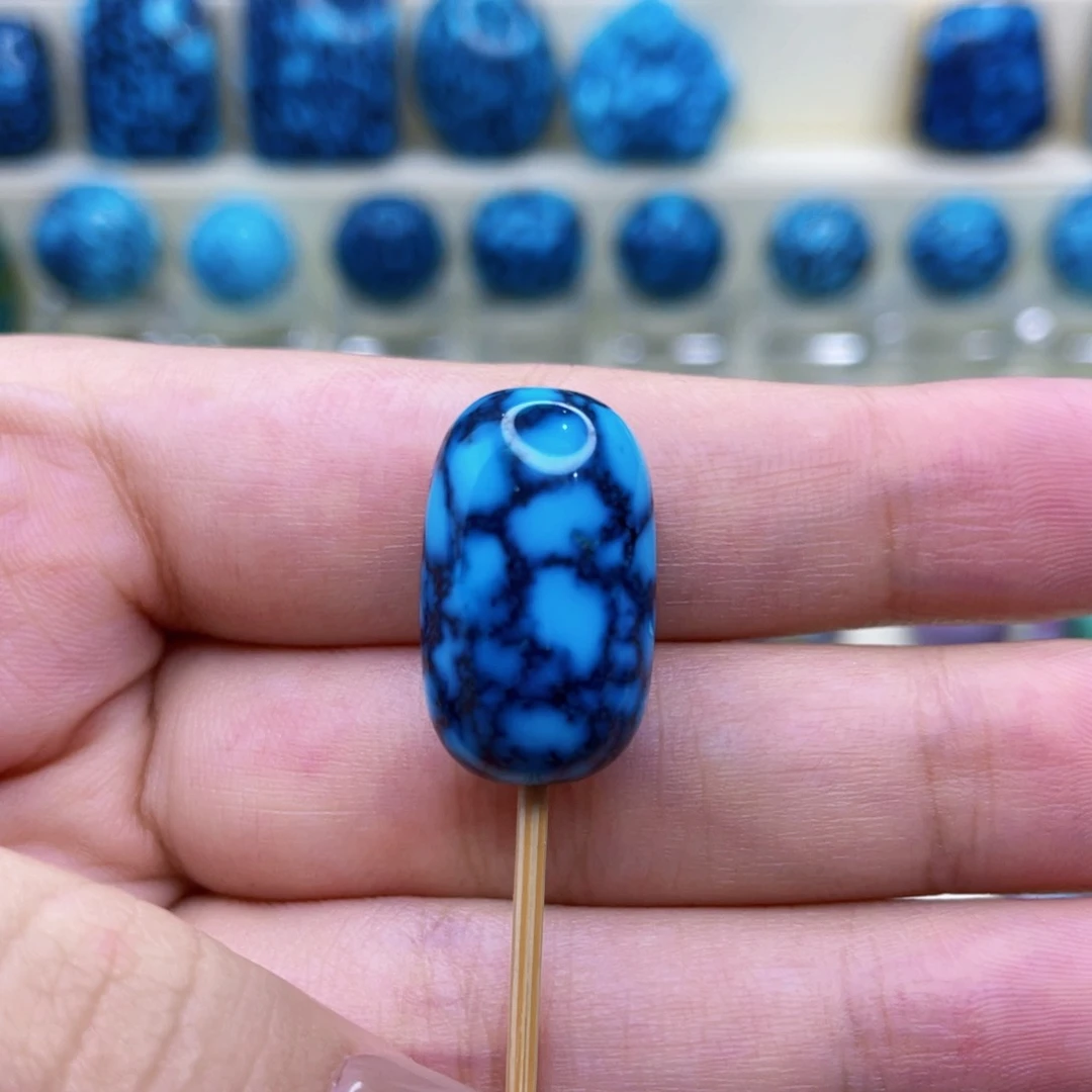 未镶嵌绿松石颈饰