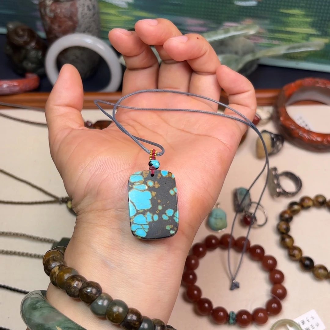 阿***亮玛瑙/玉髓颈饰未镶嵌