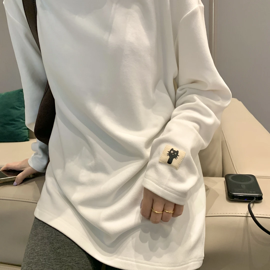 女装百搭冬款长款德绒内搭纯色加绒加厚宽松圆领贴标打底衫TX004