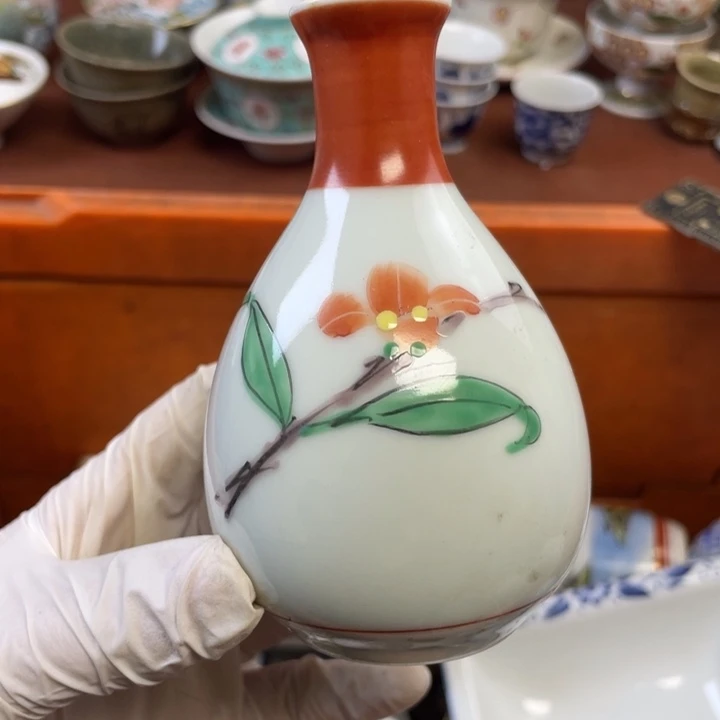 他家瓷器真美…开播了