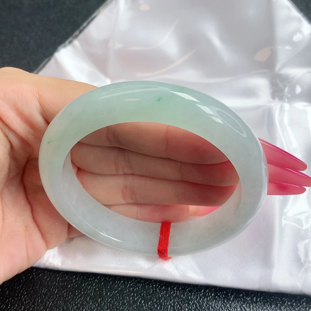 【闪购商品】未镶嵌手镯翡翠，56