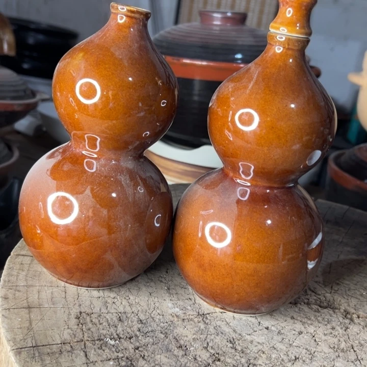 库存尾货葫芦酒瓶一对