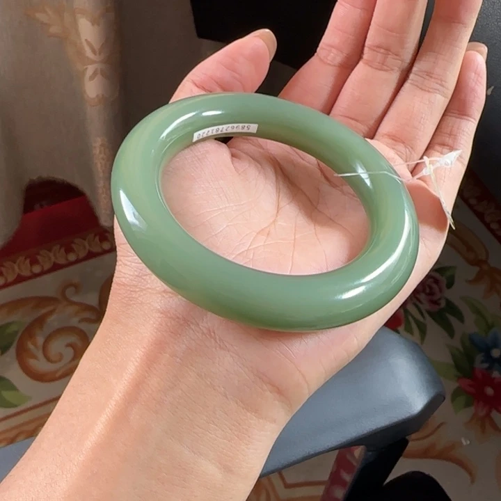 和田玉（碧玉）手镯未镶嵌