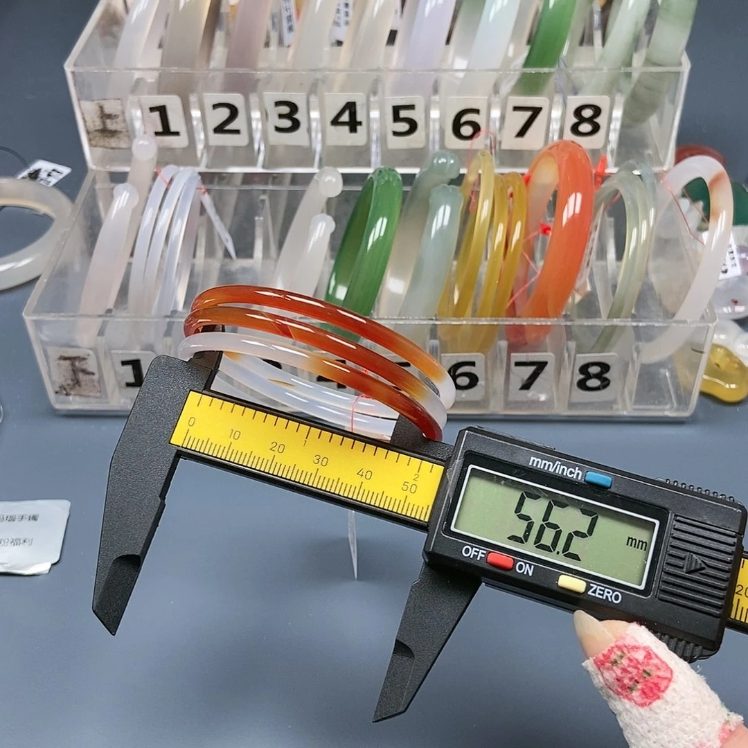 玛瑙/玉髓手镯未镶嵌28