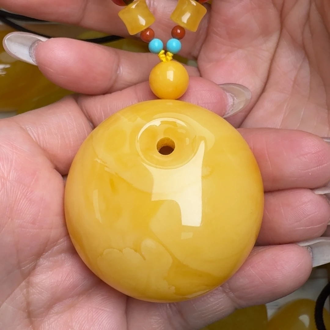 蜜蜡未镶嵌毛衣链无优化无烤色无补胶无覆膜无辐照无煮蜜