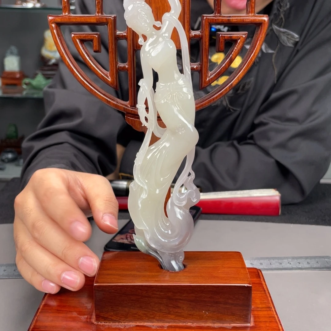 未镶嵌和田玉摆件