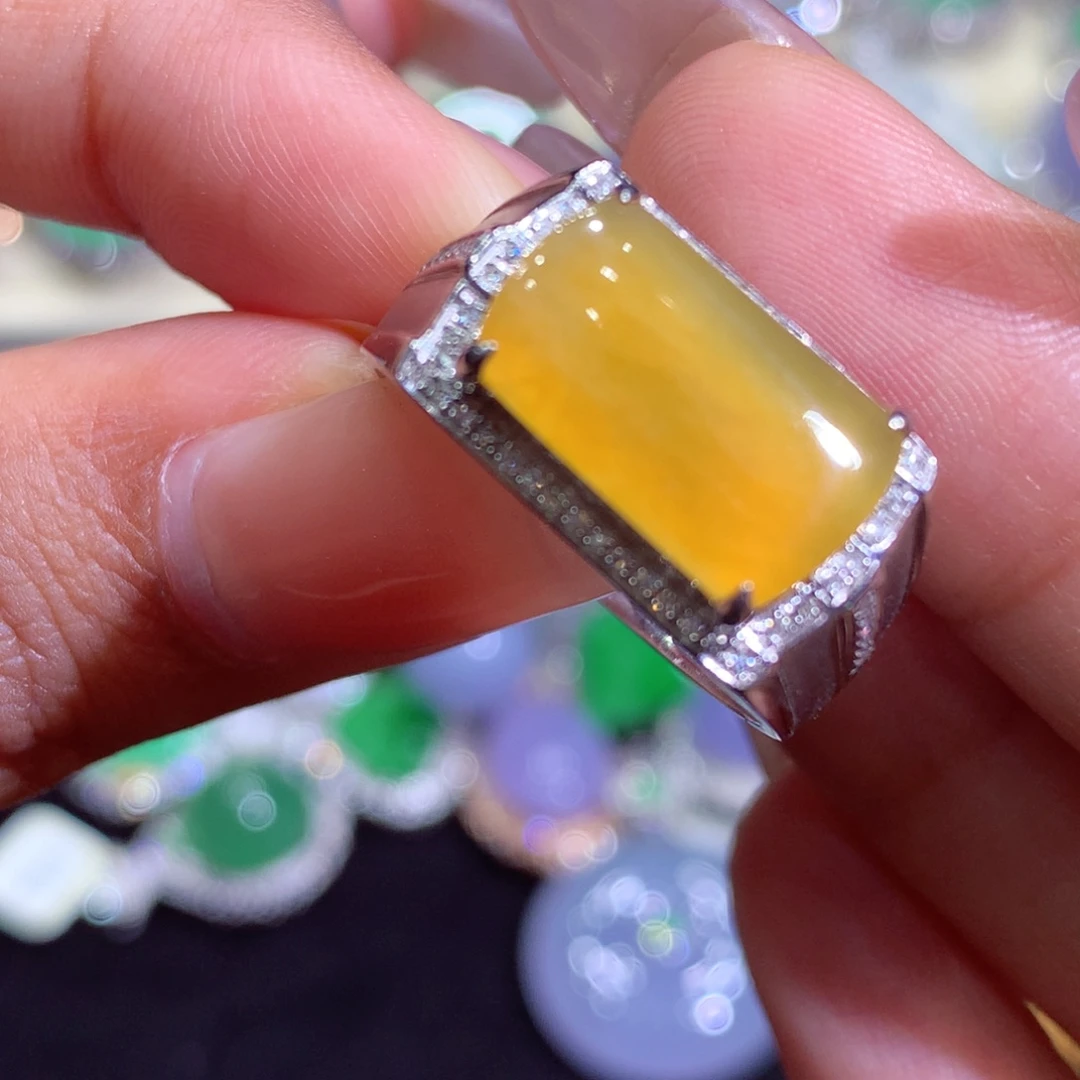 吊坠(不含链)18K金镶嵌翡翠