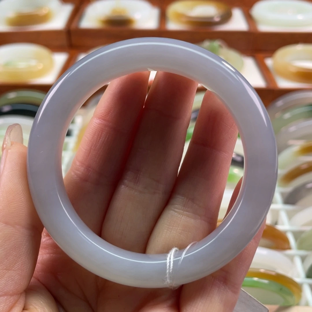 【闪购商品】和田玉手镯未镶嵌