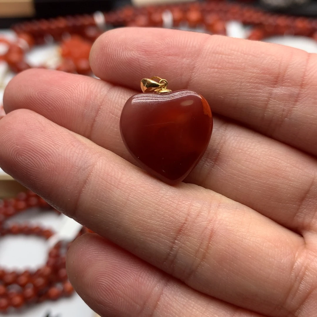 南红玛瑙吊坠18K金镶嵌