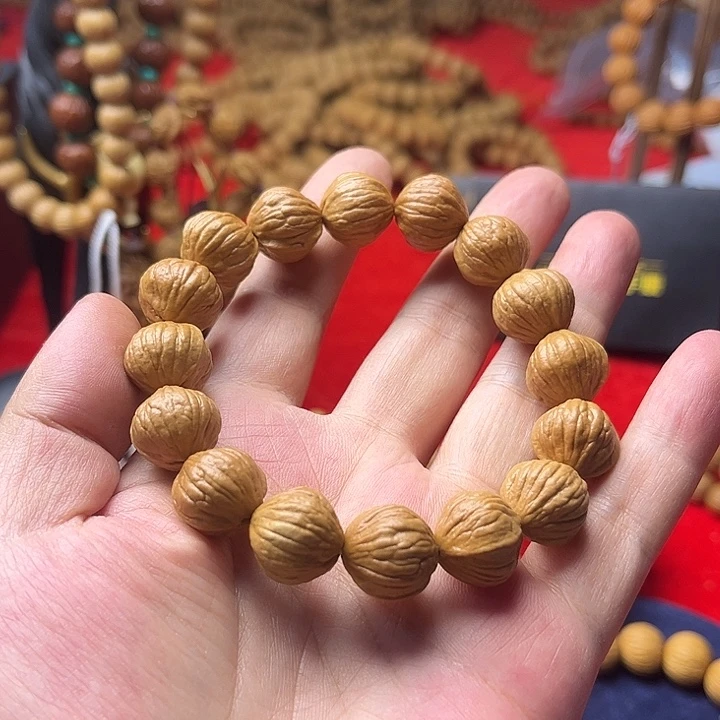 文玩核桃手串红灯笼手串