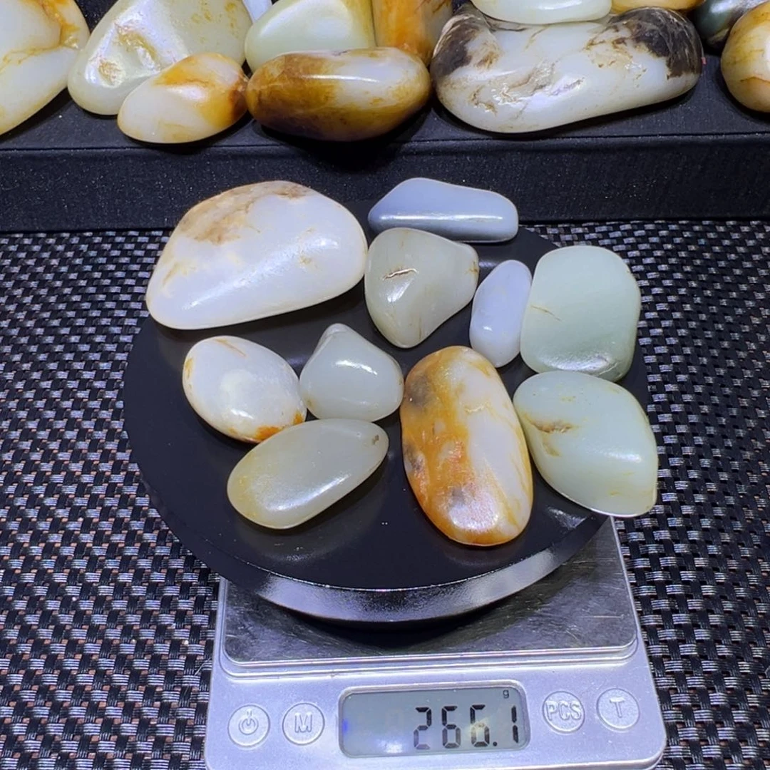 和田玉（子料）未镶嵌吊坠(不含链)266