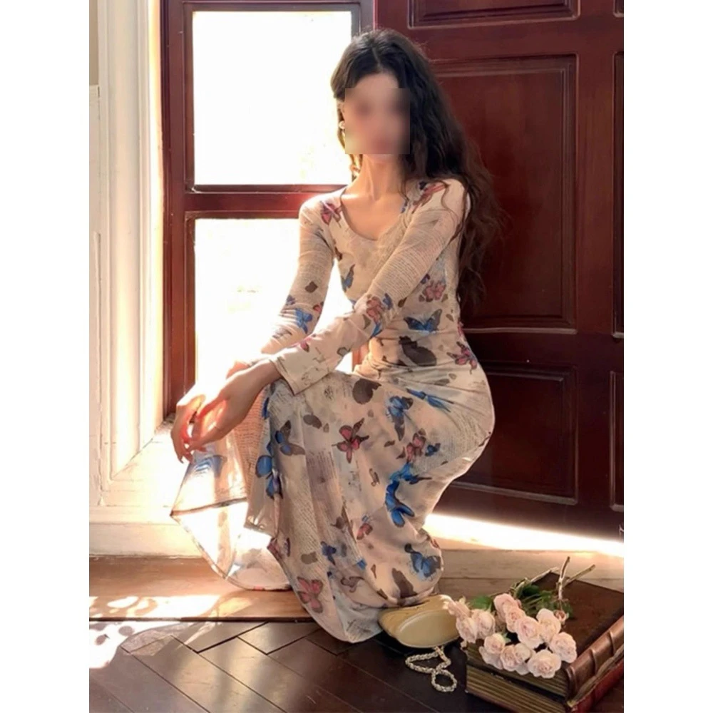 热搜词+核心词+精准词+修饰词：复古法式显瘦收腰连衣裙女长袖中长