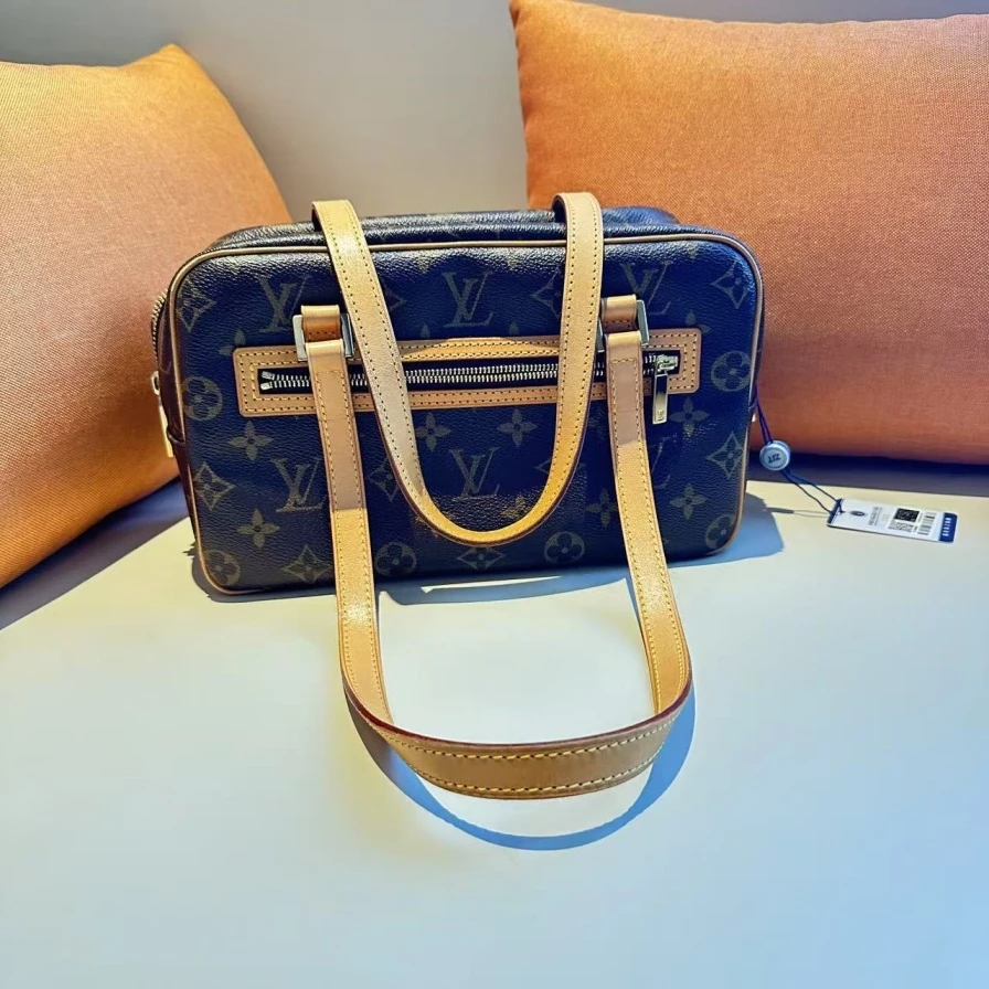 95新 LouisVuitton/路易威登
