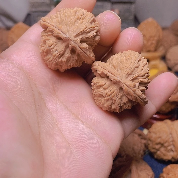 吊坠文玩核桃38全品三角白