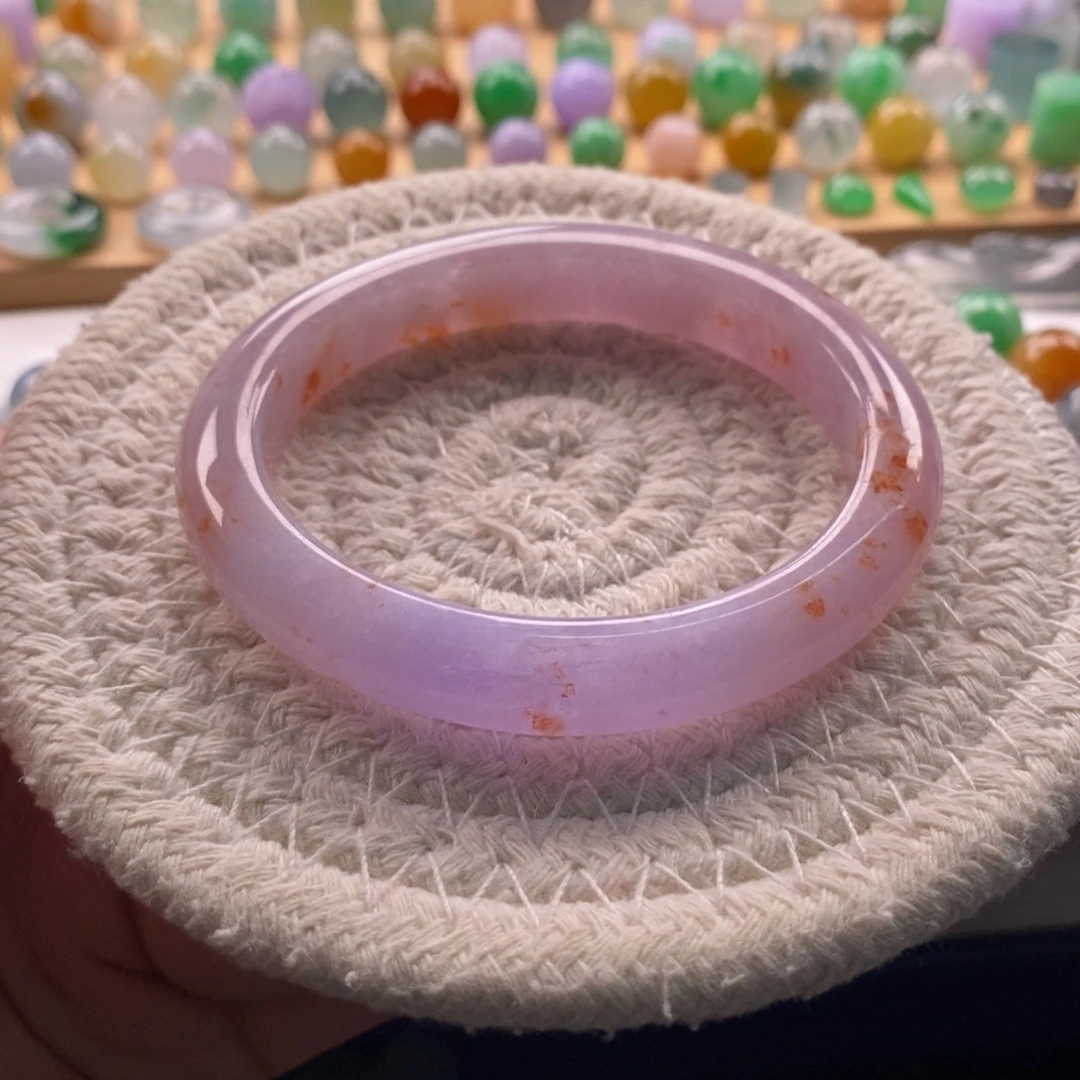 翡翠未镶嵌手镯粉底洒金特色贵妃手镯