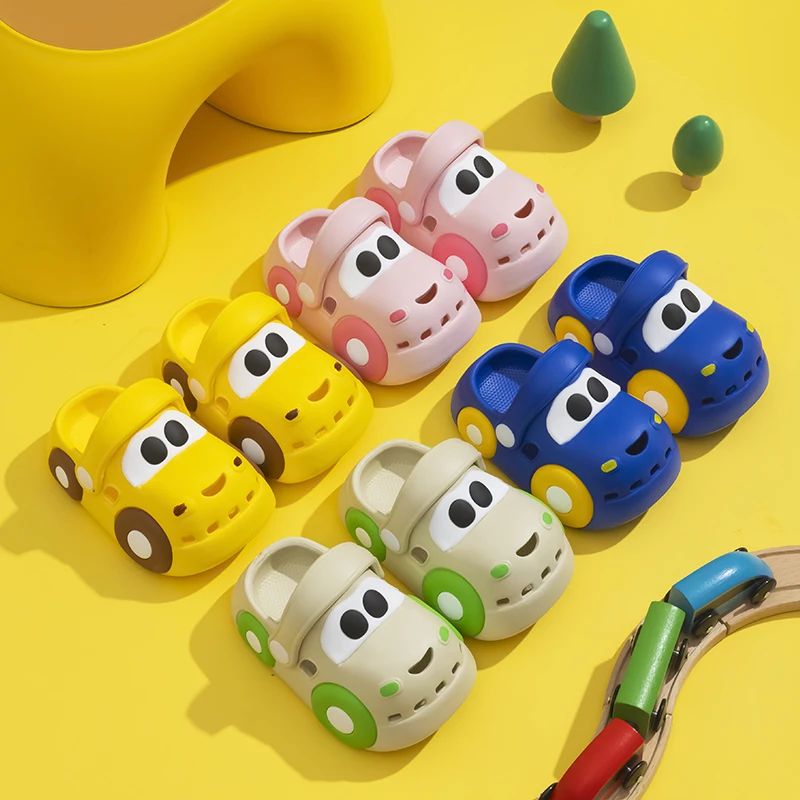 儿童洞洞鞋夏季宝宝婴幼儿防滑软底男女童小孩卡通包头汽车拖鞋
