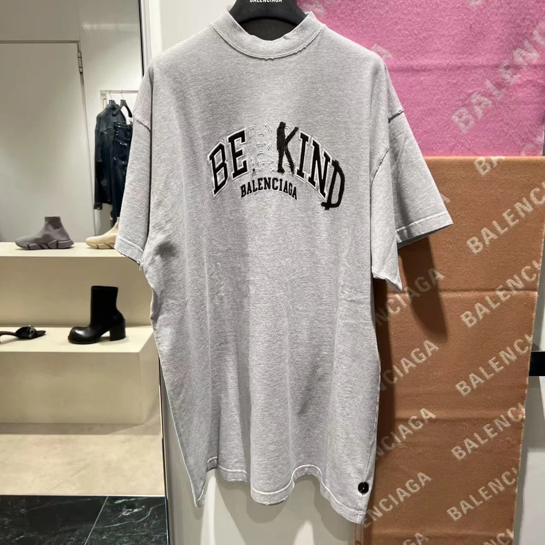 全新未使用 Balenciaga/巴黎世家 /七七/男刺绣T恤