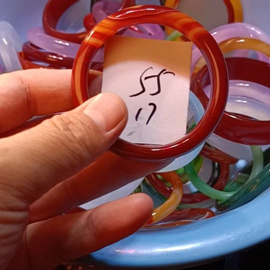 玛瑙/玉髓手镯未镶嵌