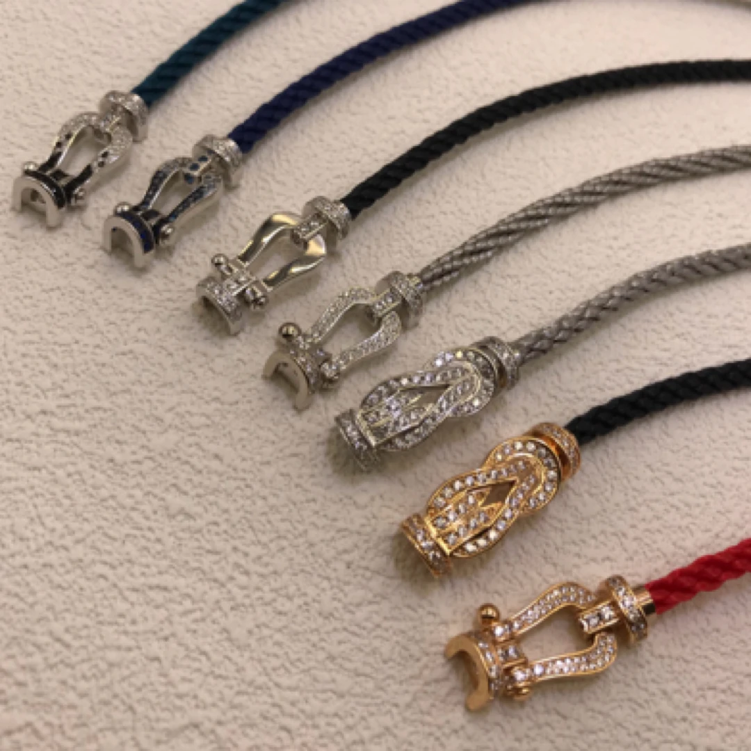 马蹄扣装饰颜色尺码下单备注百搭女士围巾