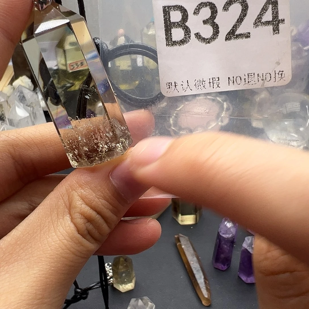 未镶嵌水晶珠宝半成品