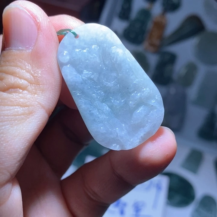 翡翠颈饰未镶嵌好