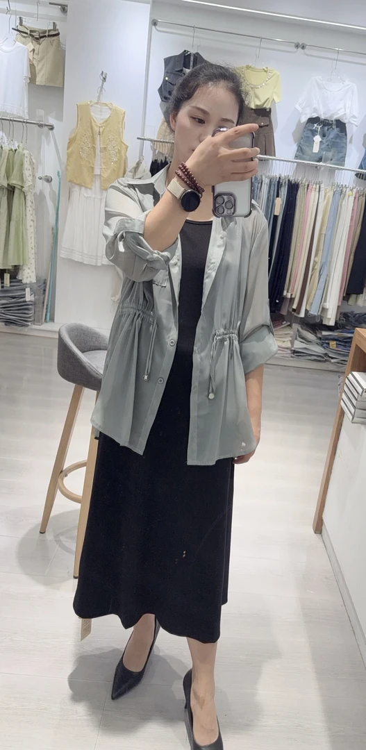 夏款上衣  吊带裙