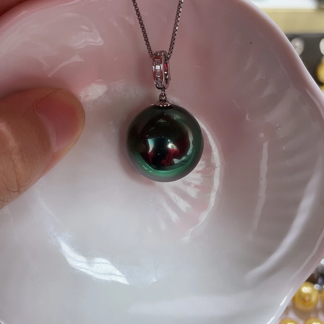 非金属非金属18mm孔雀绿正圆几乎无暇超大龙珠点位