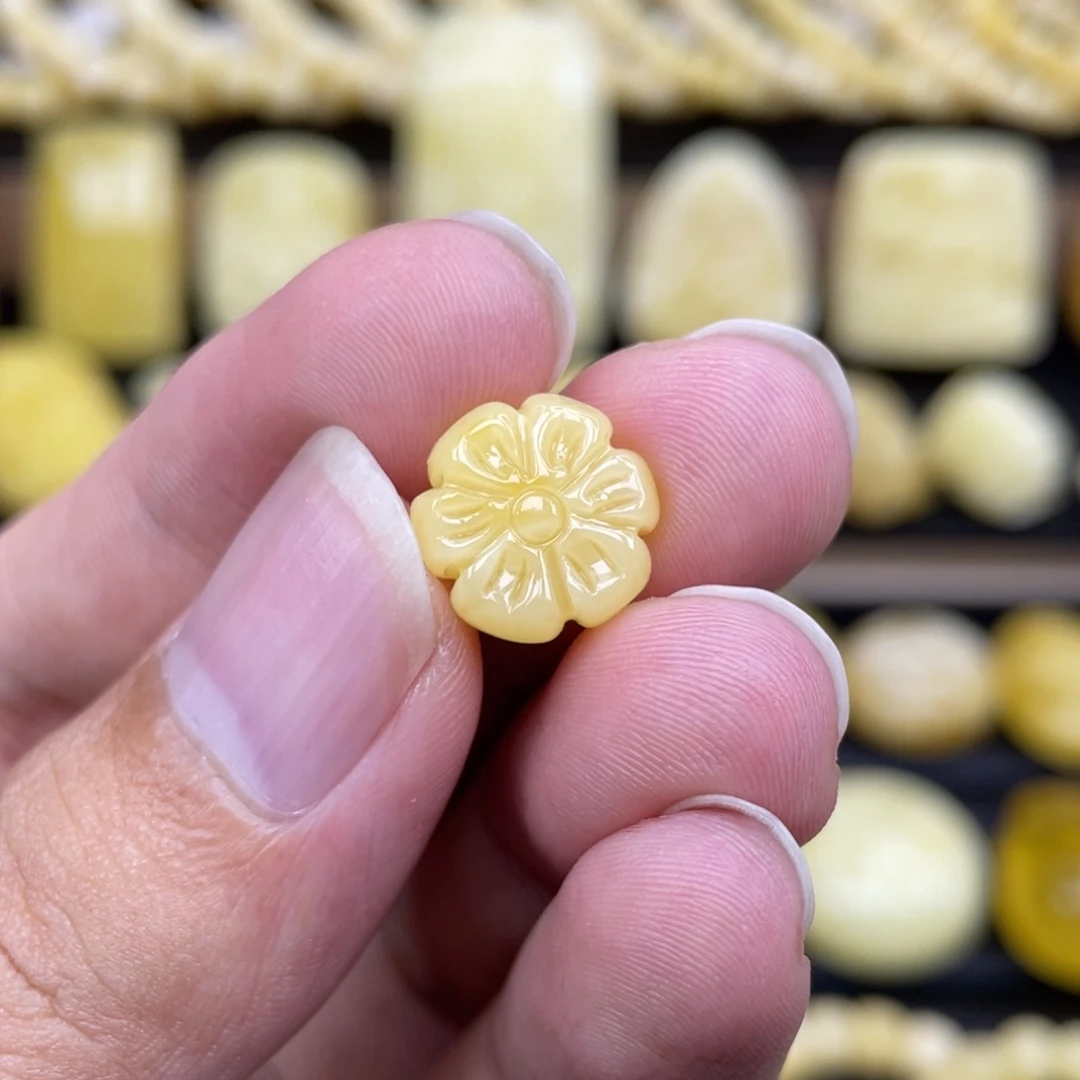 裸石琥珀未镶嵌琥珀蜜蜡